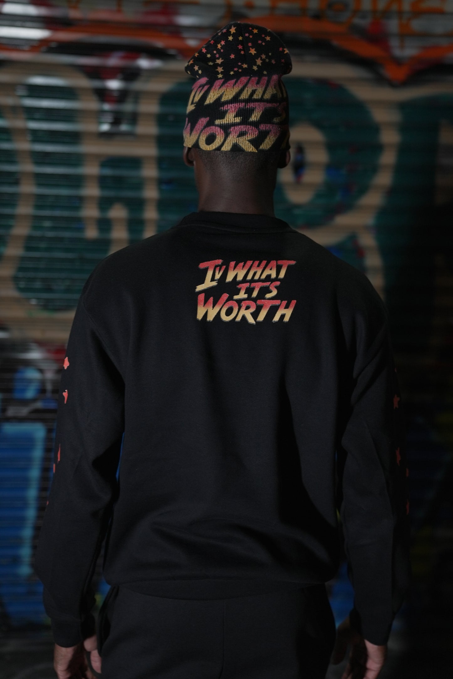 IVWHAT 🥊 “ STREET FIGHTER “ 🥊CREWNECK (BLACK)