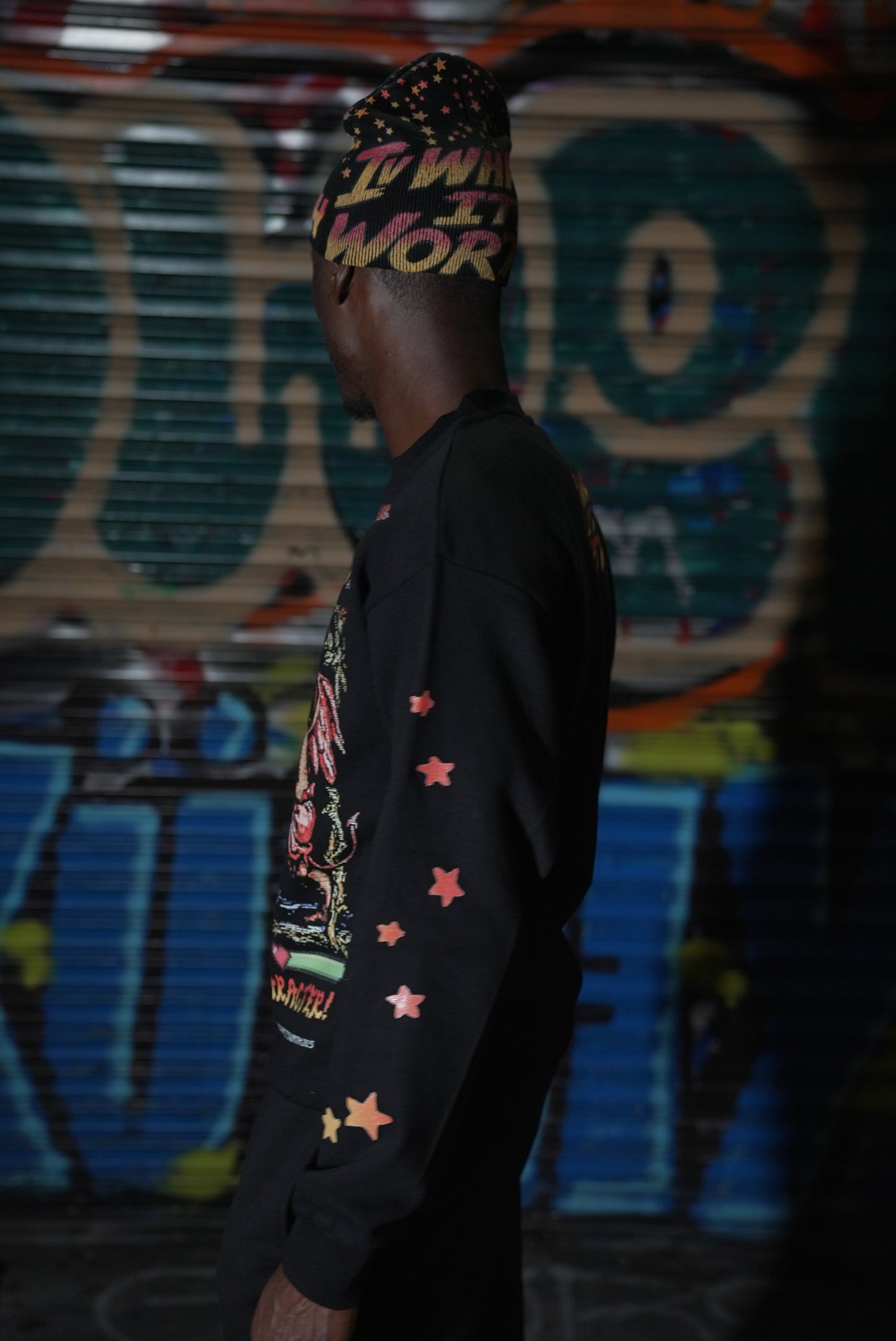 IVWHAT 🥊 “ STREET FIGHTER “ 🥊CREWNECK (BLACK)